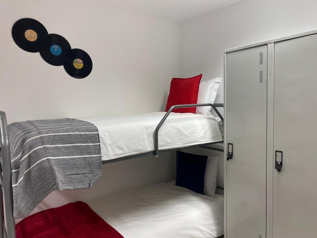 שטובל 5 Senses Hostel מראה חיצוני תמונה