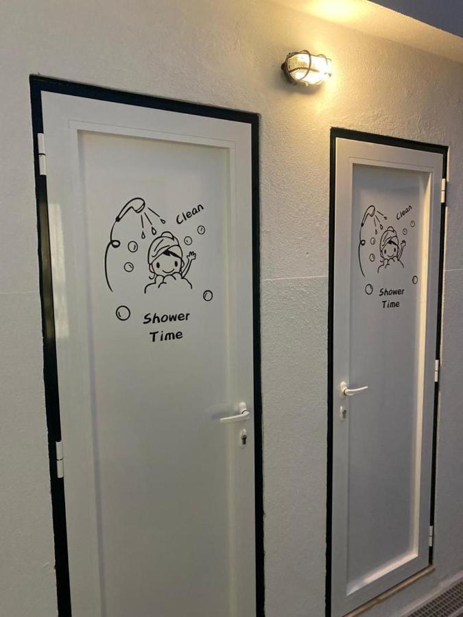 שטובל 5 Senses Hostel מראה חיצוני תמונה