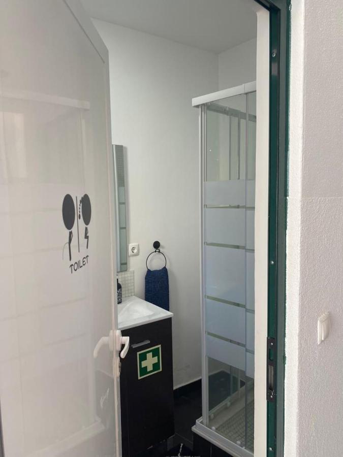שטובל 5 Senses Hostel מראה חיצוני תמונה