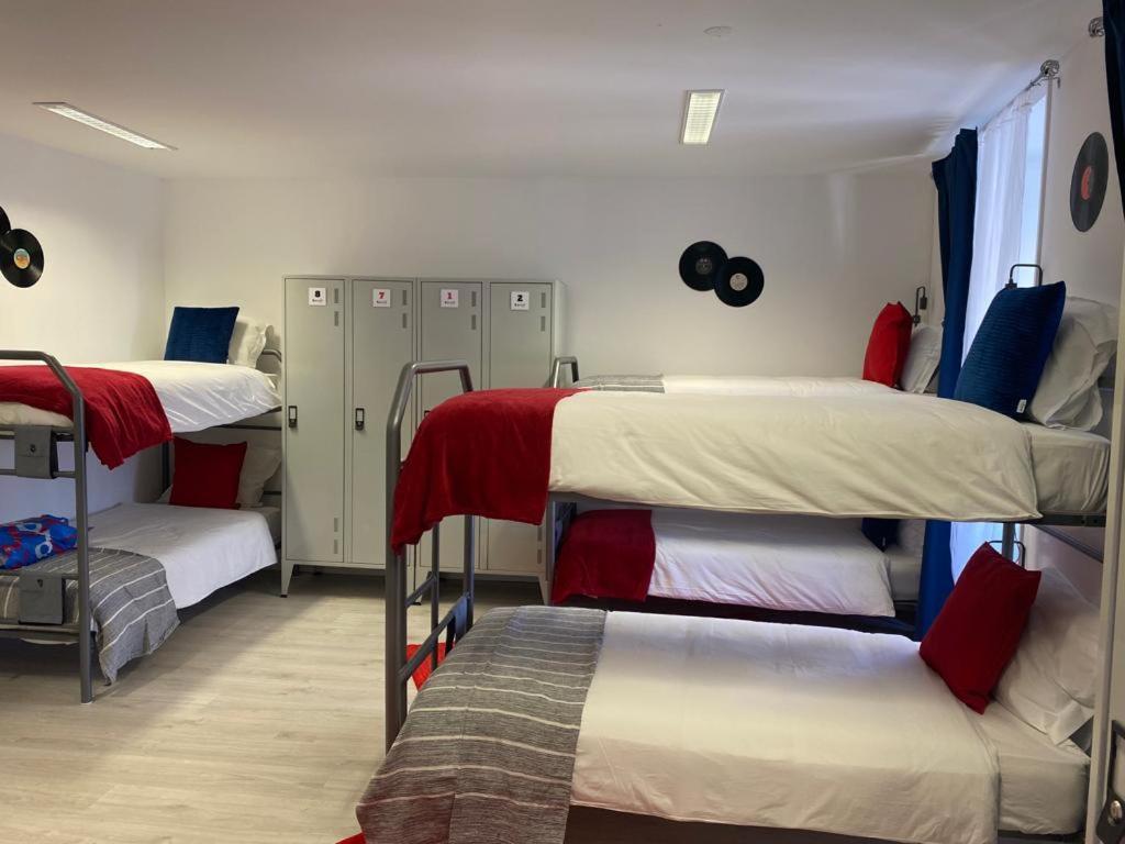 שטובל 5 Senses Hostel מראה חיצוני תמונה